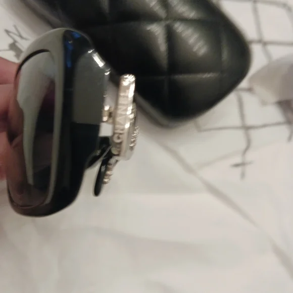 Authentic Chanel crystal sunglasses. - Picture 9 of 16